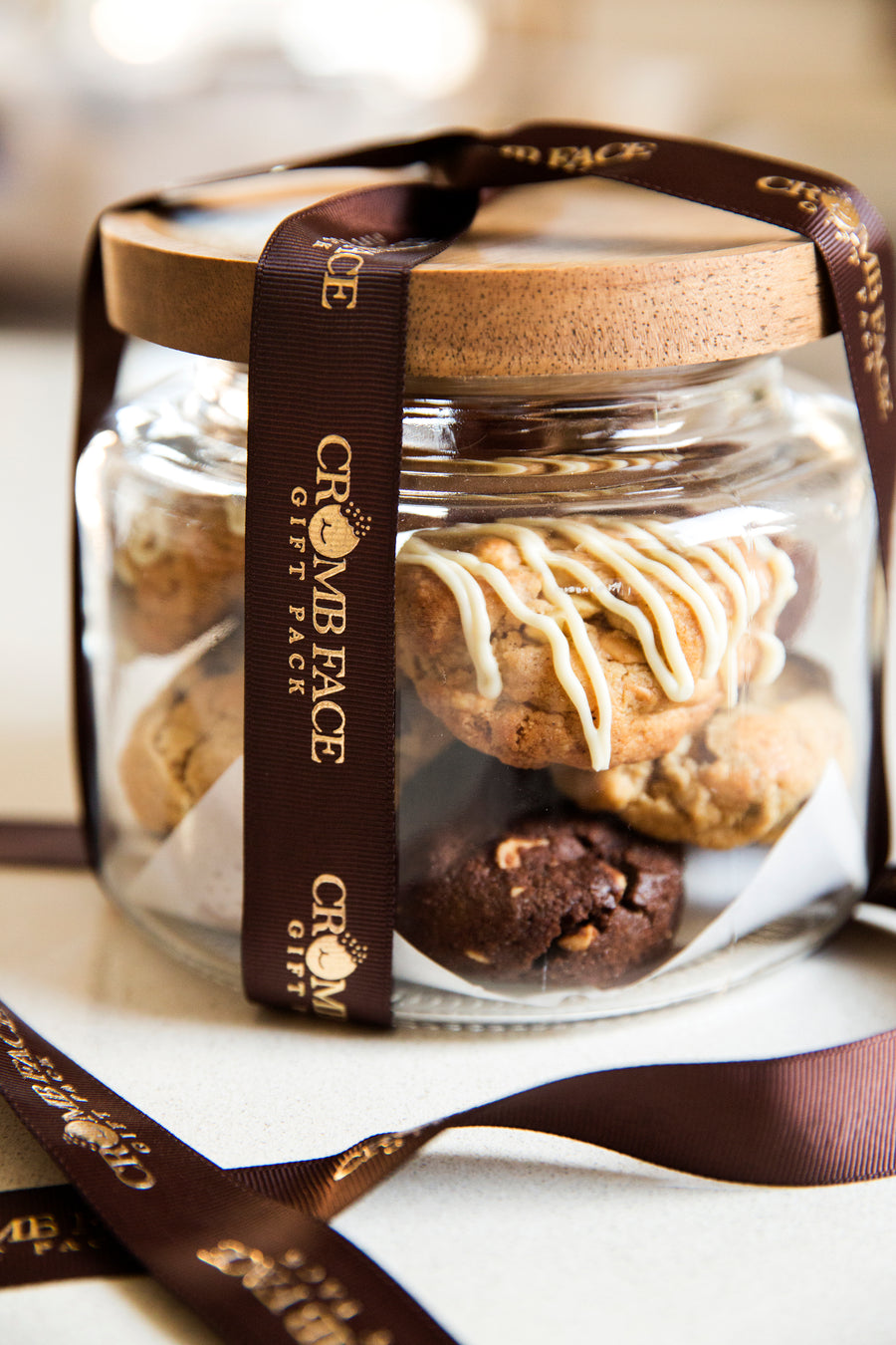 Glass Cookie Jar with Wooden Lid – CRUMB FACE